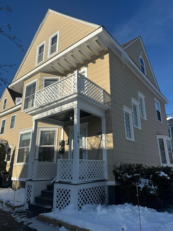 198 Summer St unit 1, Auburn, ME 04210 - photo 1