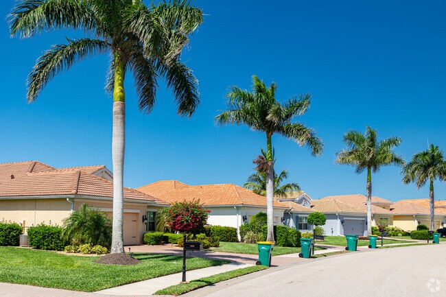 Reflection Lakes homes lie on quiet residential streets without walkways throughout.