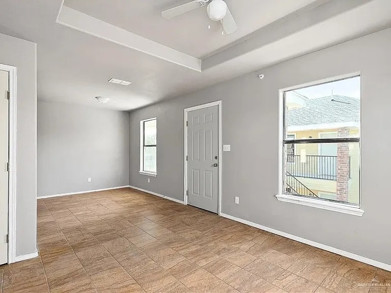 2416 E Rogers Rd, Edinburg, TX 78542 - photo 1