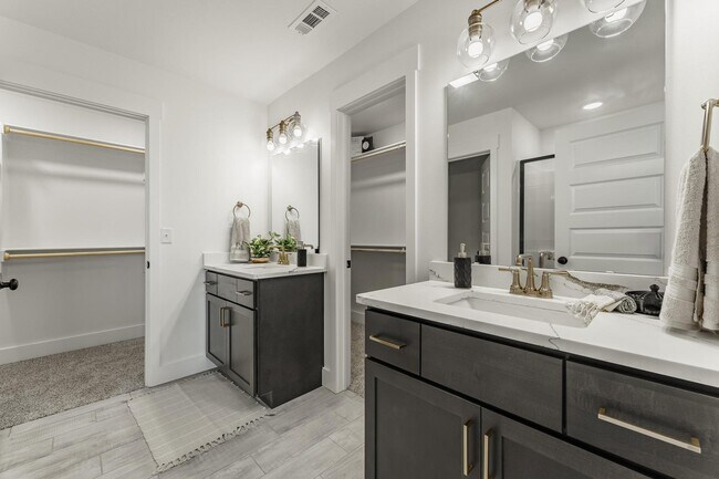 240 Ryker Ridge, Centerton, AR 72719 - photo 4