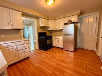 85 Bank St Unit 2, North Attleboro, MA 02760