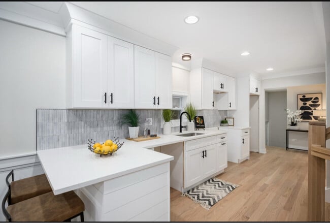 8536 S Morgan St, Chicago, IL 60620 - photo 3