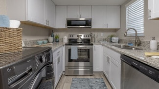4207 Confederate Point Rd, Jacksonville, FL 32210
