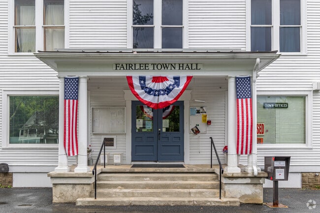 Residents of Fairlee have access to the Fairlee Town Hall located in the heart of the town.