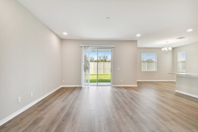 2926 Ivory Bluff Ct unit 36456805, Zephyrhills, FL 33540 - photo 4