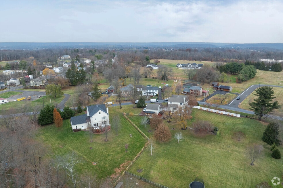 Alderwood Heights - Cascades View