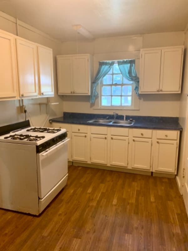 2823 Locust St, Texarkana, AR 71854 - photo 4