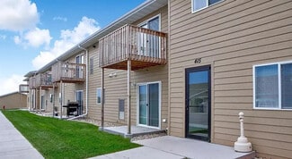 411-415 Honeysuckle Dr, Harrisburg, SD 57032