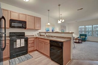 5160 E Cheryl Pkwy, Fitchburg, WI 53711