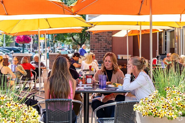 Hayes Historic District residents enjoy outdoor dining on Phillips Ave.