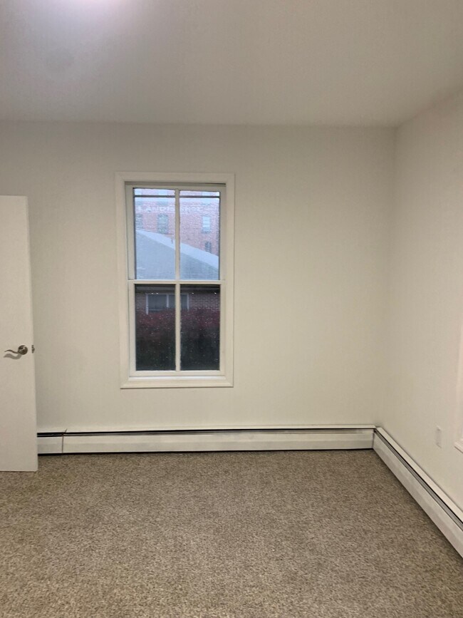 1 E Broad St, Palmyra, PA 17078