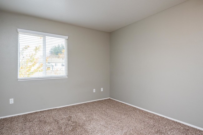 Gresham Park Apartments | Bedroom
