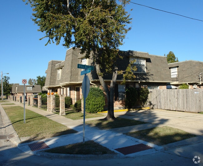 Metairie Plaza Apartments, Metairie, LA 70005 - photo 3