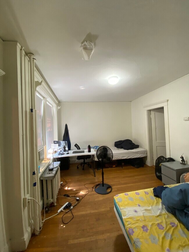 103 Myrtle St unit 7, Boston, MA 02114 - photo 7