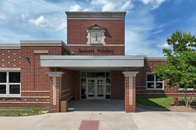 Findley Community Learning Center is a public school that teaches North Hill K-5 students.