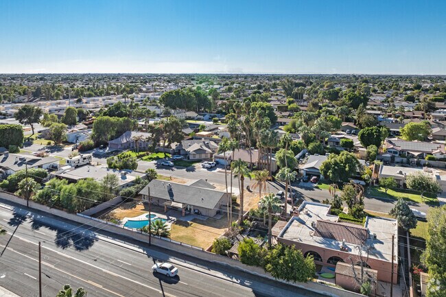 Country Estates, AZ is near the commercial corridors of Avenue B and W 8th Street.