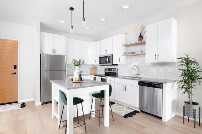 1 Bed/1 Bath - Jade