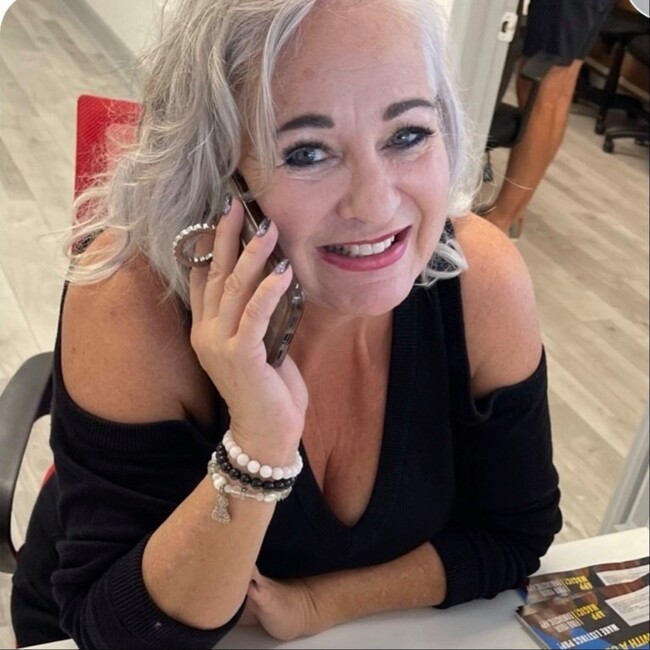 Agent Photo