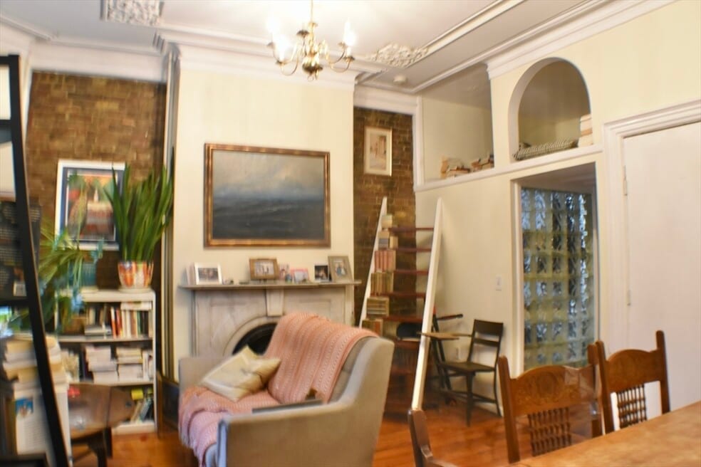 53 E Springfield St unit 2, Boston, MA 02118 - photo 1