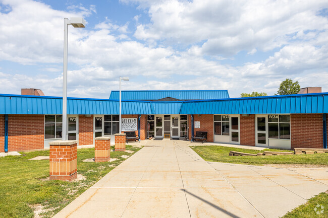 Southeast Elementary School Entrance
