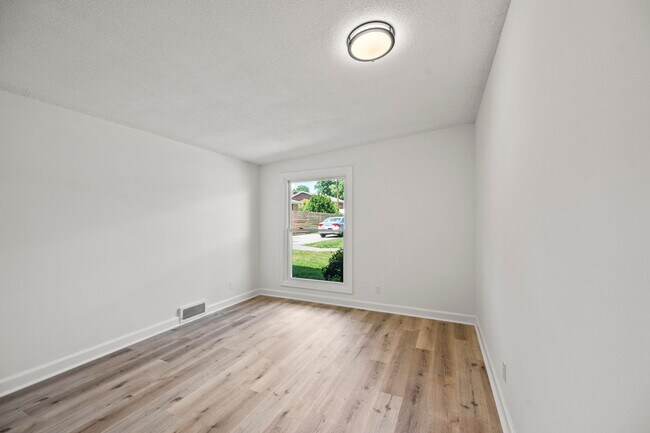 3761 Avera Ave unit 3757 Avera Ave, Winston Salem, NC 27106 - photo 6