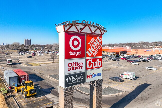 The Quarry Shopping Mall has a variety of shopping stores for residents in the Northeast area.