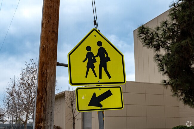 Central Valley High School has a 25:1 student-teacher ratio.