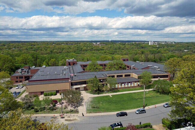 Lincoln High gets a B-minus and offers specialized academies in fields like finance.