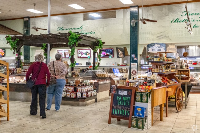 Botto's Italian Market is the perfect stop for fresh groceries and deli meats and foods in Woolwich Township.