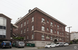 1712 Summit Ave, Seattle, WA 98122
