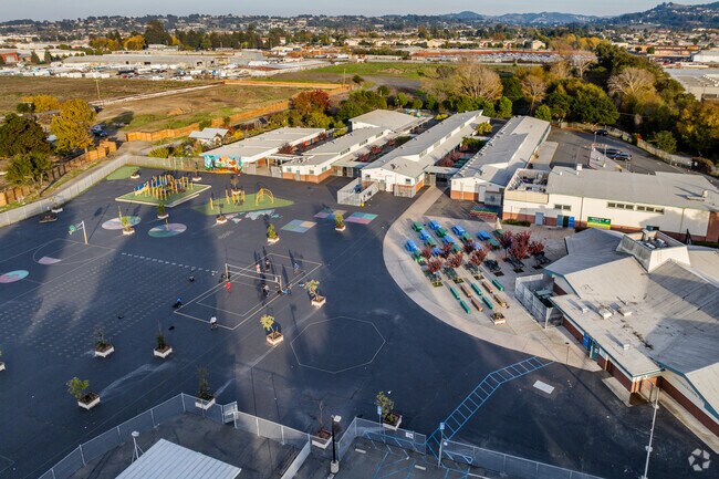 Verde Elementary School has quality teachers in Richmond.