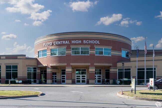 Floyd Central High School is a highly rated, public school located in Floyd Knobs, IN.