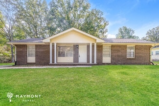 77 Oakwood St, Woodstock, AL 35188