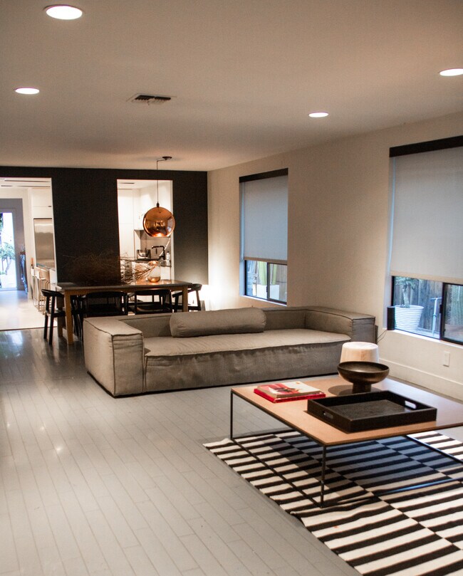 11049 Blix St, North Hollywood, CA 91602 - photo 7