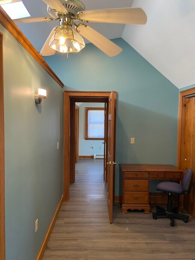 245 Granite St unit 245 B, Rockport, MA 01966 - photo 6