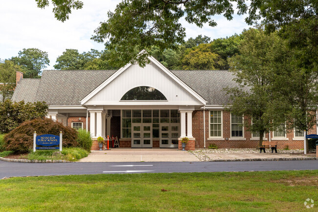 Ho-Ho-Kus Elementary School