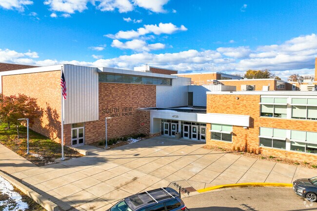 South View Middle School is ranked the #8 best public middle school in MN.