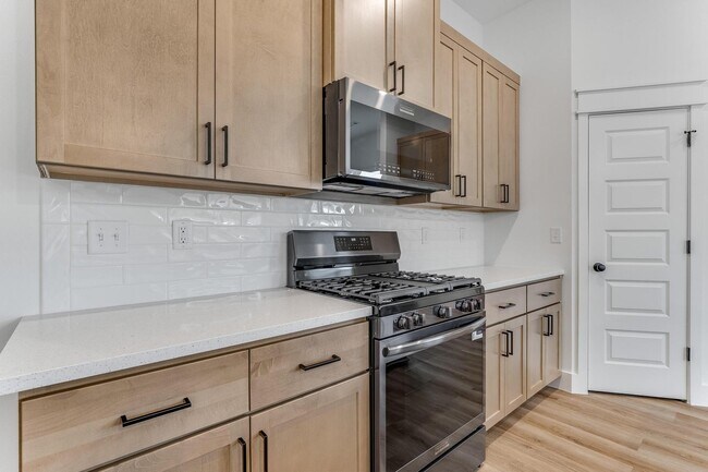 2206 Crow Rd, Joplin, MO 64804 - photo 4