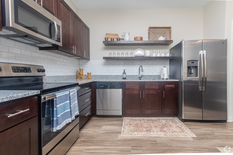 The Station at River Crossing, Macon, GA 31210 - photo 1