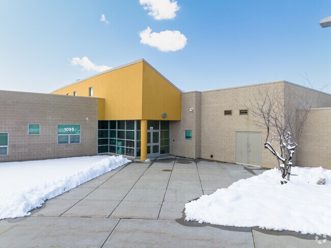 Snow Horse Elementary School, 1095 Smith Ln, Kaysville, UT 84037