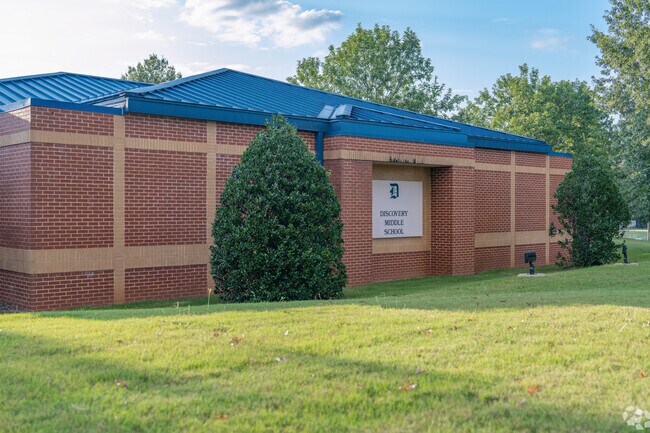 Edgewater has Discovery Middle School the number 1 rated public middle school in the state.