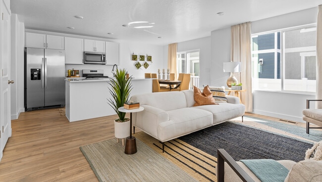 212 N Northshore Drive St unit 36232963, Saratoga Springs, UT 84043 - photo 3