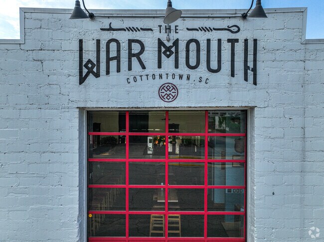 Elmwood Park can enjoy the local War Mouth Restaurant.