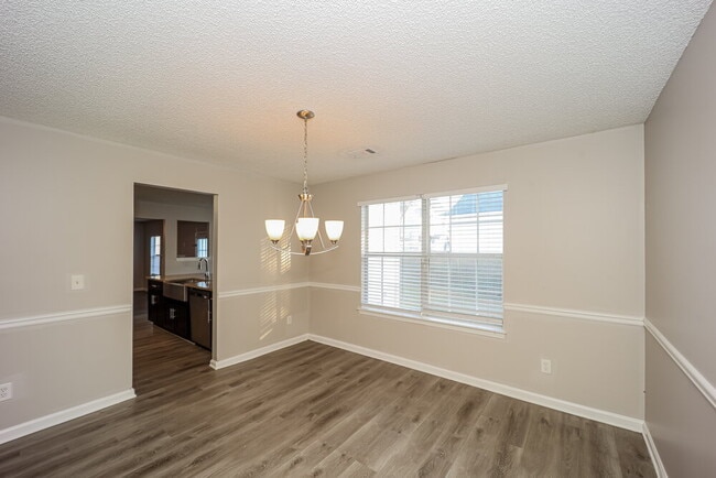 1103 Village Oaks, Jonesboro, GA 30238 - photo 5