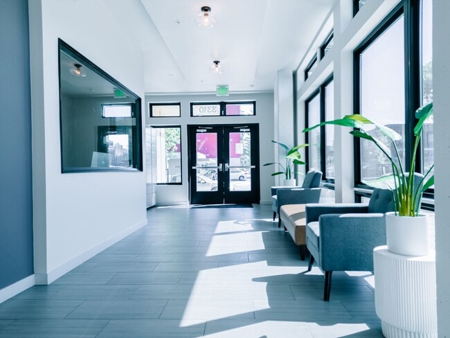 Experience Luxury Living at Bode 125: Modern Apartments with Top-Tier Amenities in Vibrant Seattle!, Seattle, WA 98125 - photo 7