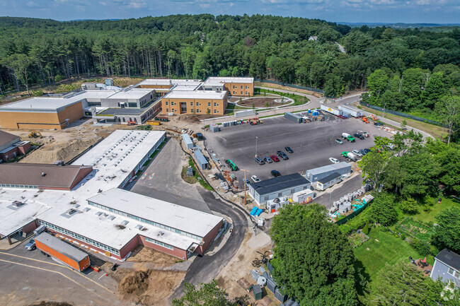 David Mindess Elementary School under construction in Ashland.