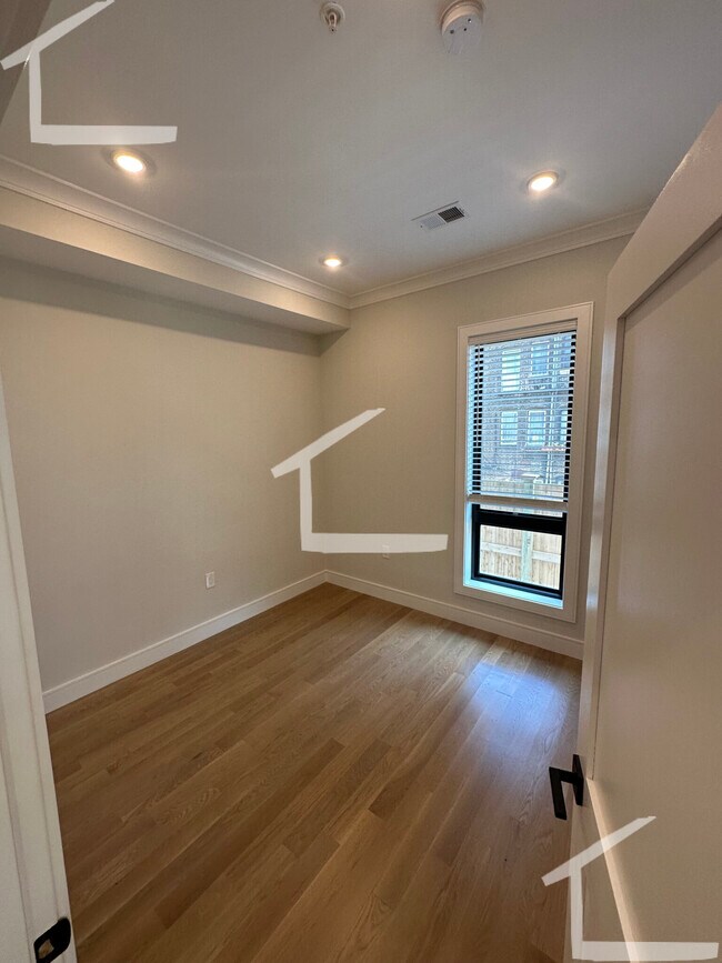 23 Highgate St unit 3, Allston, MA 02134 - photo 7