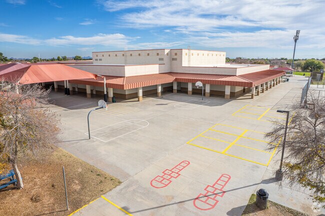 Several games to play at Peoria Traditional School in Peoria.