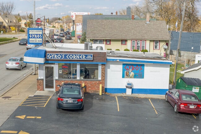 Just outside of St Jospeh's you can enjoy Gyro Corner.