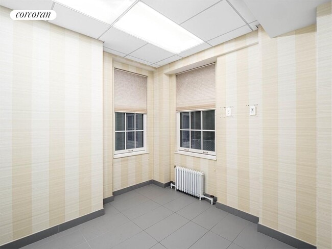 903 Lexington Ave, New York, NY 10065 - photo 7